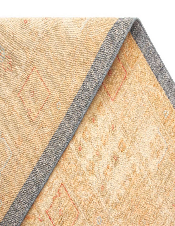 Detail image of  9' 10 x 12' 11 Kaizar Wool Rug