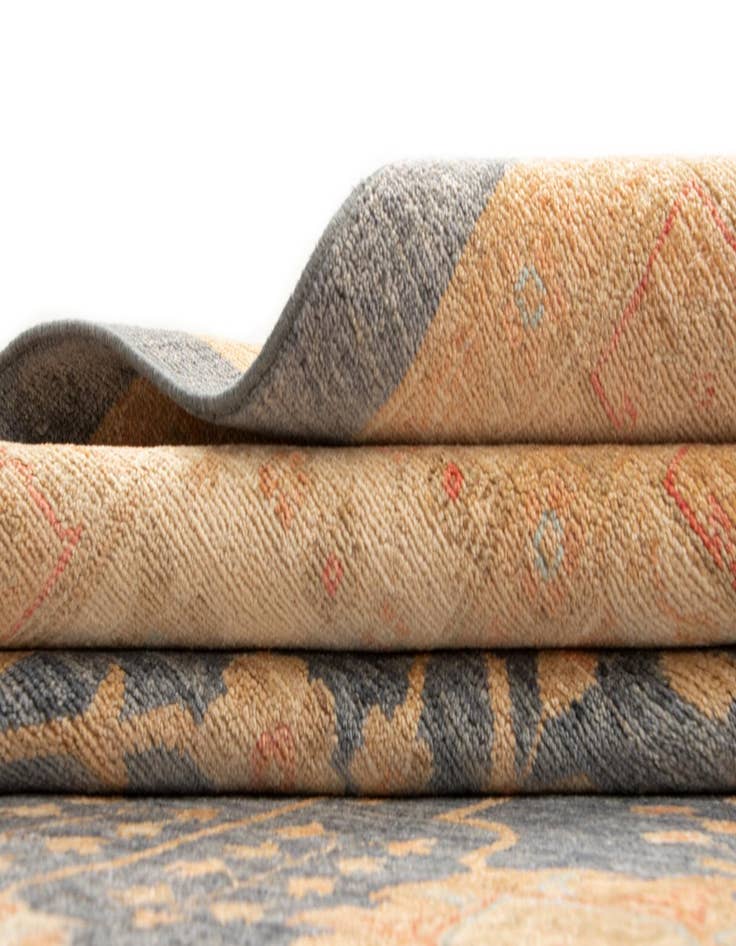 Detail image of  9' 10 x 12' 11 Kaizar Wool Rug