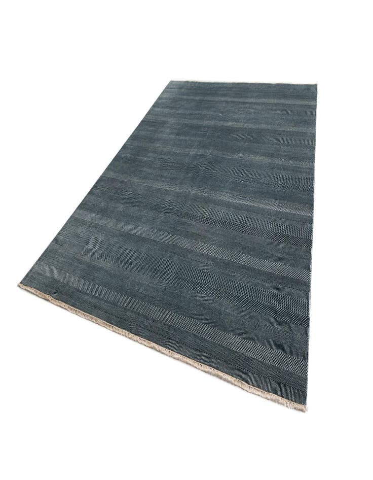 Detail image of  9' 1 x 12' 2 Kamla Wool Rug