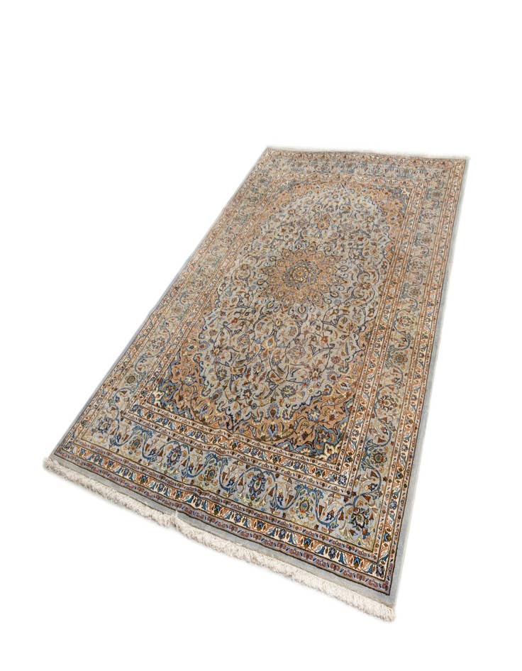 Detail image of  6' 11 x 10' 2 Kashan Wool Rug