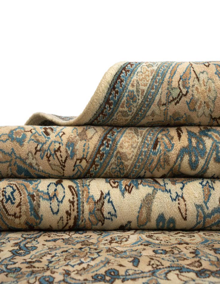 Detail image of  8' x 11' 3 Kashan Wool Rug