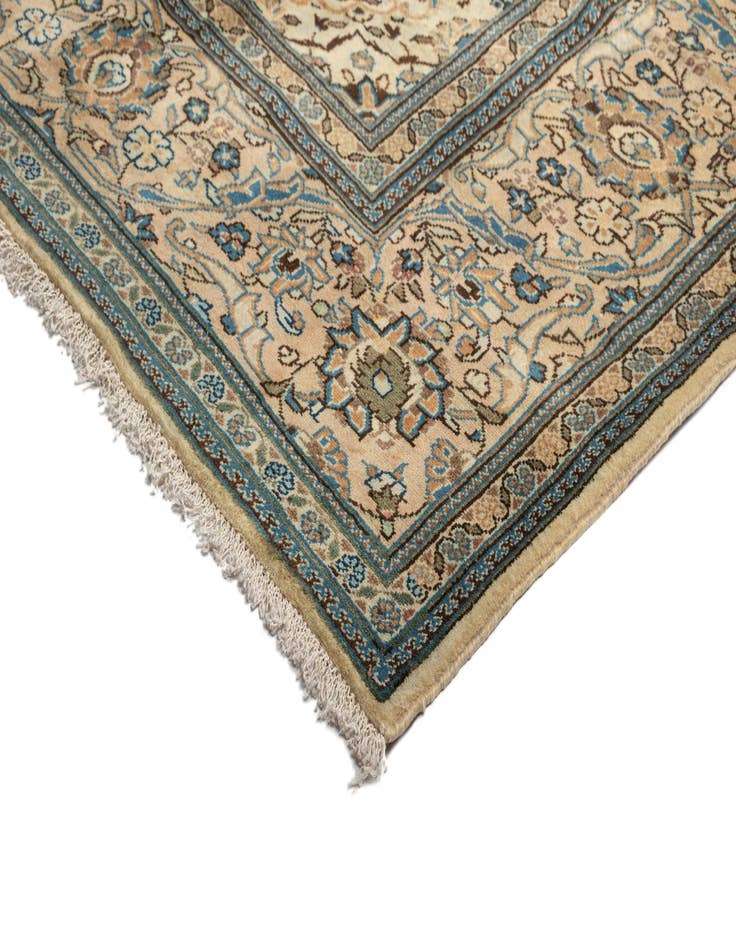 Detail image of  8' x 11' 3 Kashan Wool Rug