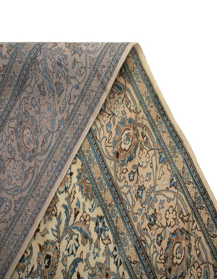 Detail image of  8' x 11' 3 Kashan Wool Rug