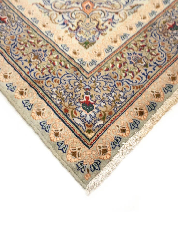 Detail image of  6' 6 x 10'  Hand Knotted Kashan Persian Rug