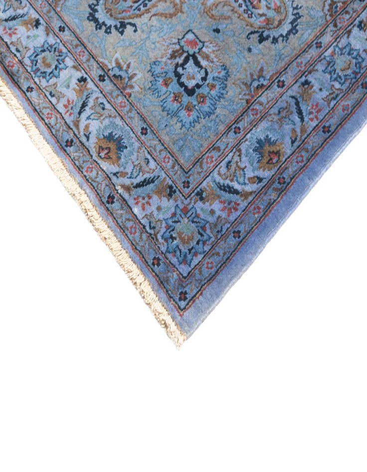 Detail image of  8' 11 x 12' 10 Kashan Rug