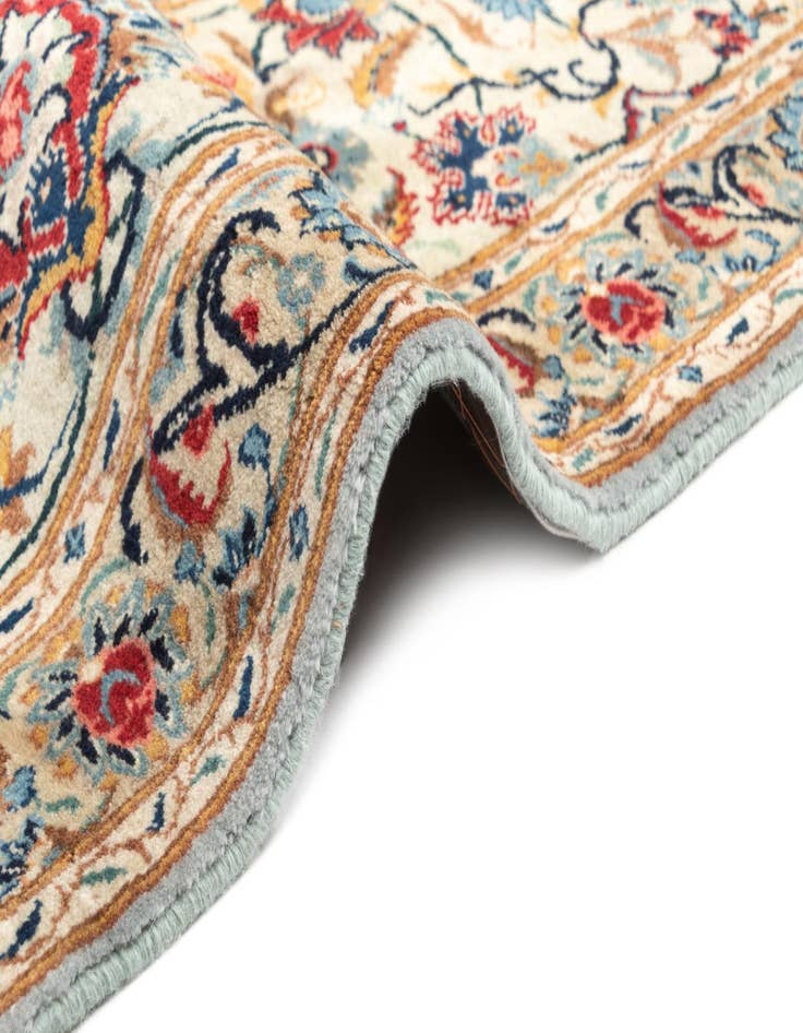 Detail image of  10' 5 x 13' 11 Kashan Rug