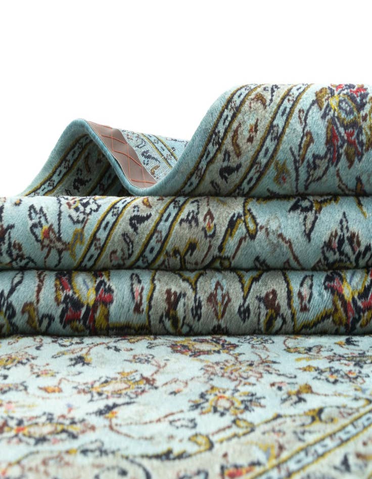 Detail image of  6' 2 x 9' 8 Kashan Rug