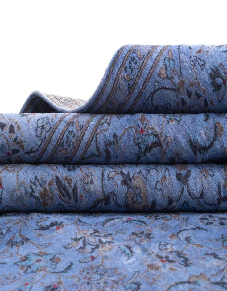 Detail image of  6' 4 x 10' Kashan Rug