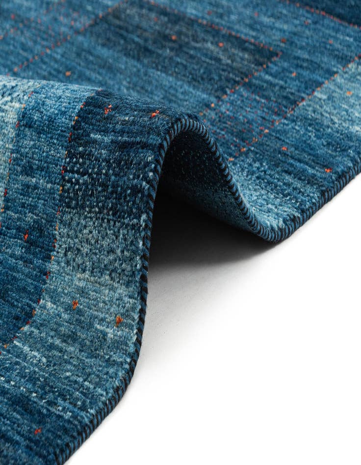 Detail image of  2' 8 x 4' 2  Hand Knotted Kashkuli Rug