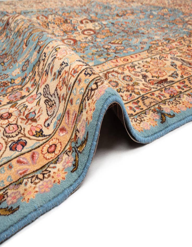 Detail image of  6' 6 x 10' Kashmar Wool Rug