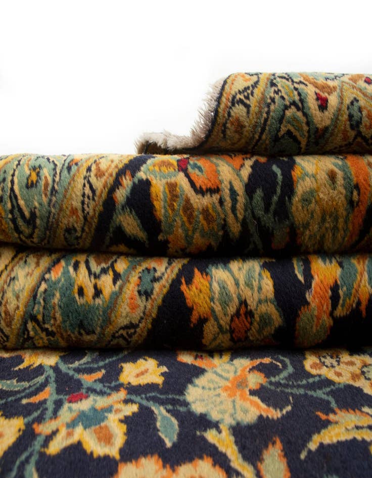 Detail image of  9' 9 x 13'  Hand Knotted Kashmar Persian Wool Rug