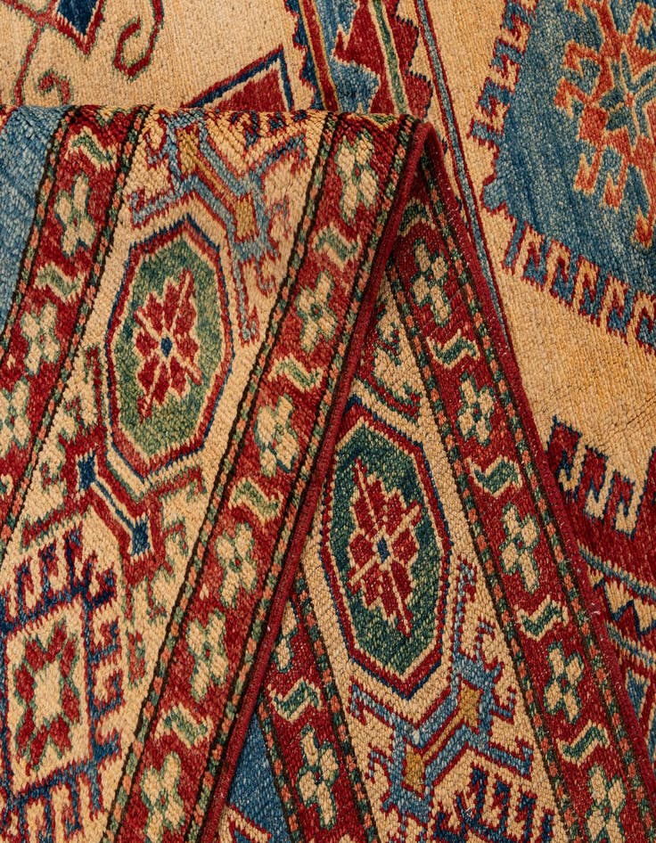 Detail image of  6' 1 x 9'  Hand Knotted Kazak Wool Rug