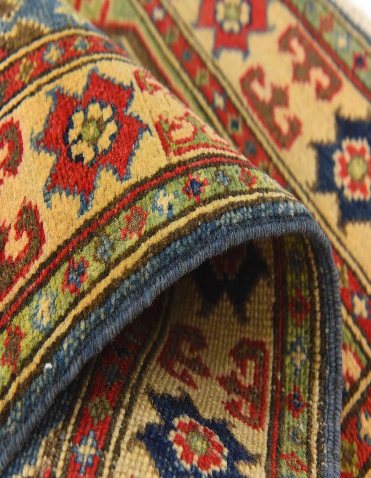 Detail image of  2' 8 x 4'  Hand Knotted Kazak Rug