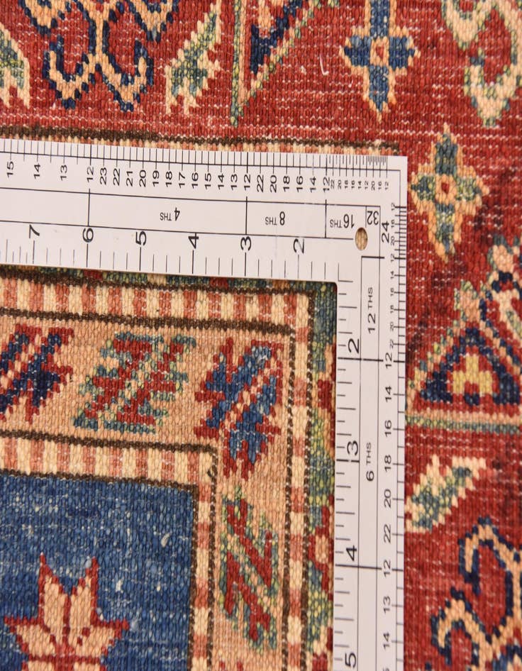 Detail image of  5' 6 x 7' 7  Hand Knotted Kazak Oriental Rug