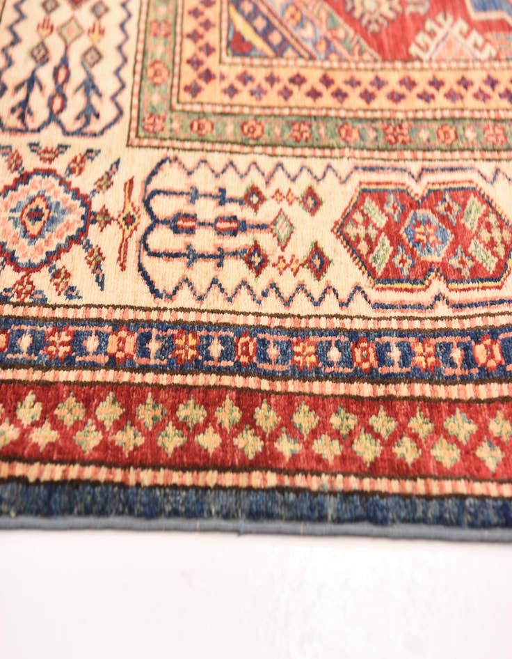 Detail image of  5' 8 x 7' 8  Hand Knotted Kazak Oriental Rug