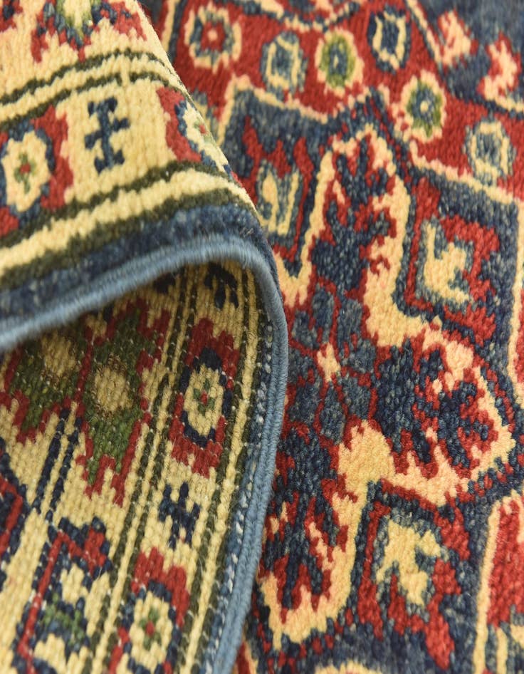Detail image of  2' 8 x 4'  Hand Knotted Kazak Rug