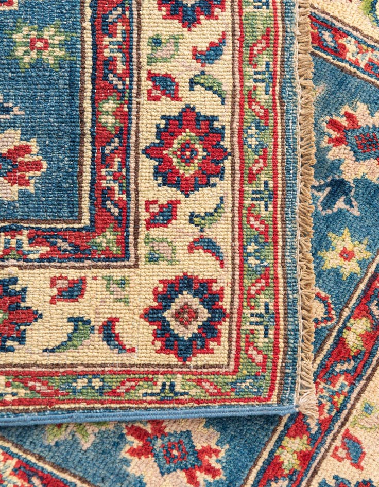 Detail image of  2' 7 x 4'  Hand Knotted Kazak Rug