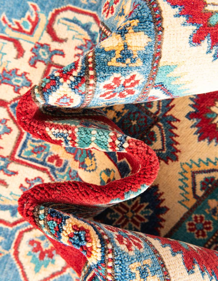 Detail image of  6' 8 x 9' 9  Hand Knotted Kazak Rug