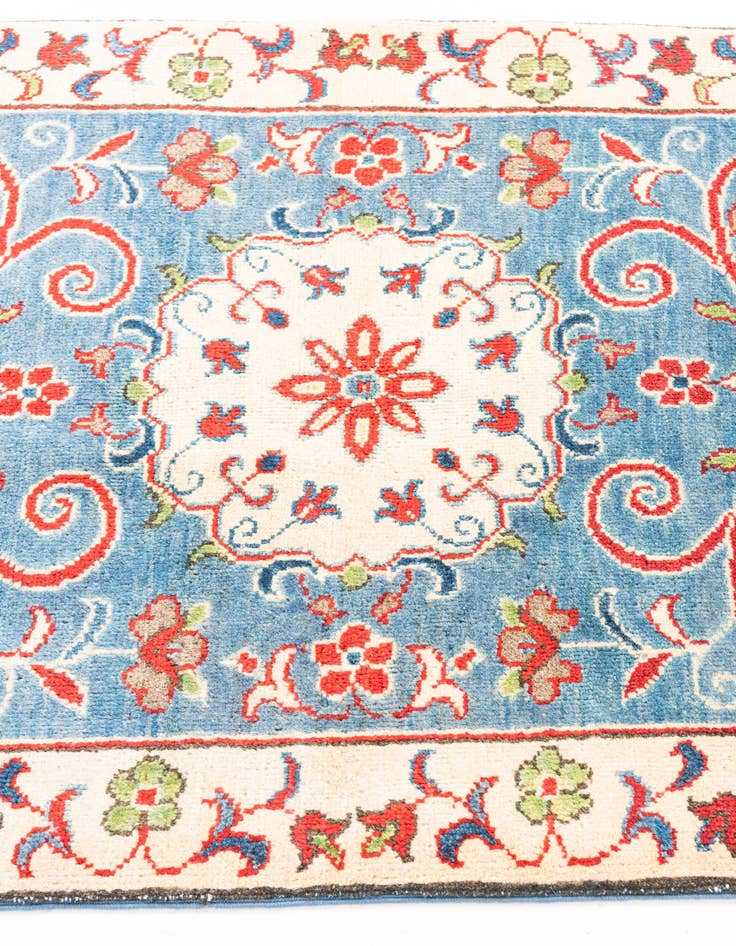 Detail image of  2' 8 x 4'  Hand Knotted Kazak Rug