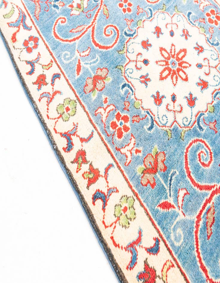 Detail image of  2' 8 x 4'  Hand Knotted Kazak Rug