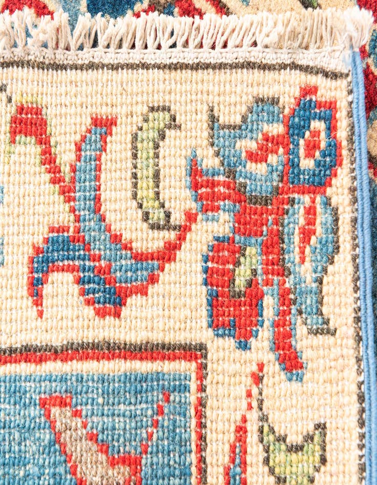 Detail image of  2' 8 x 4'  Hand Knotted Kazak Rug