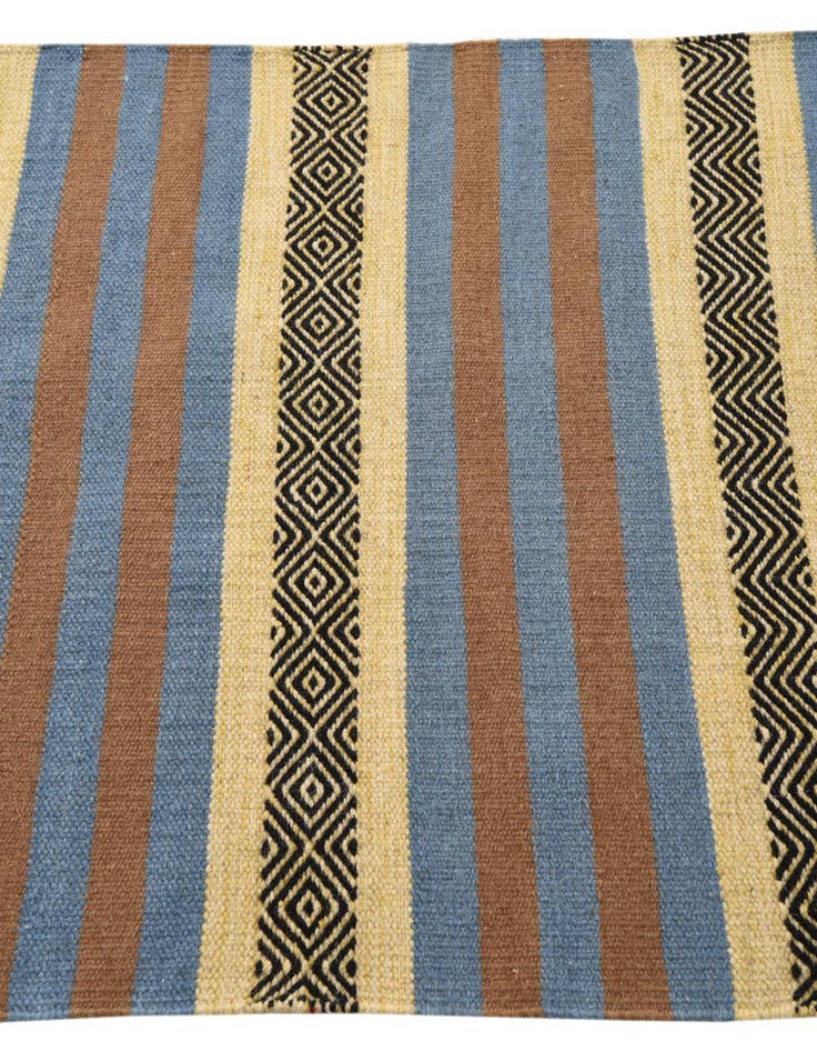 Detail image of  3' x 5' 2  Hand Woven Kilim Dhurrie Wool Rug