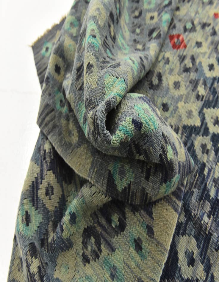 Detail image of  6' 8 x 8' 3  Hand Woven Kilim Maymana Wool Rug