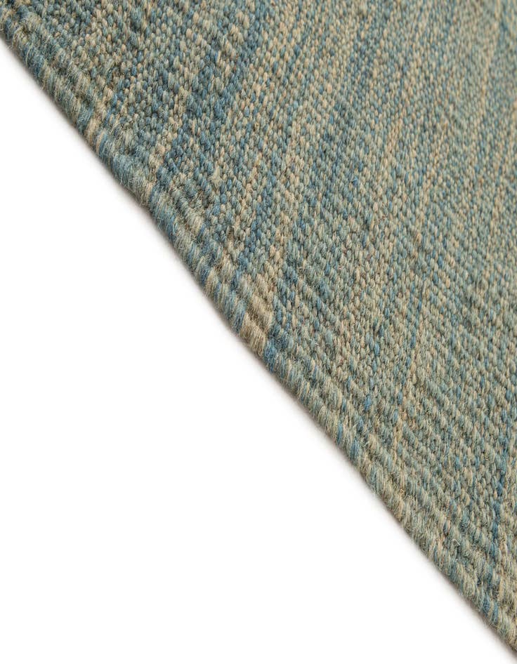 Detail image of  4' 4 x 6' 1  Hand Woven Kilim Modern Wool Rug