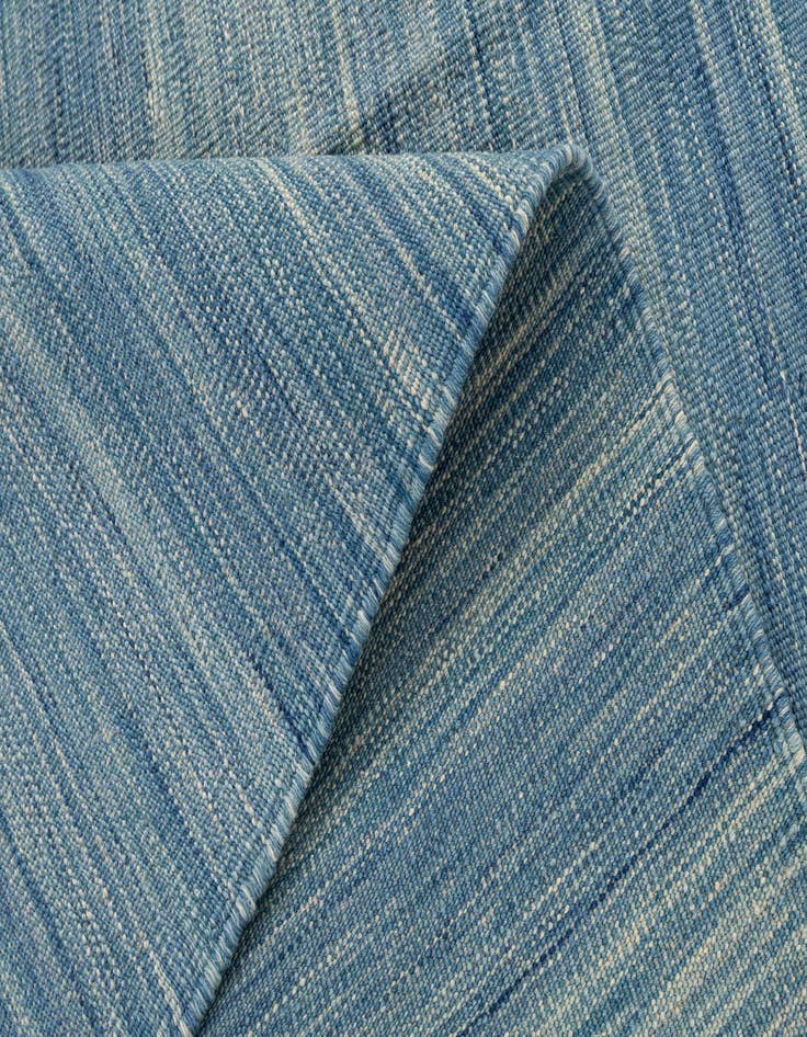 Detail image of  5' x 6' 6  Hand Woven Kilim Modern Wool Rug