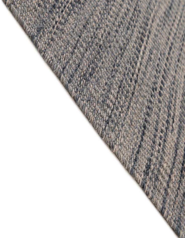 Detail image of  6' 7 x 9' 8  Hand Woven Kilim Modern Wool Rug