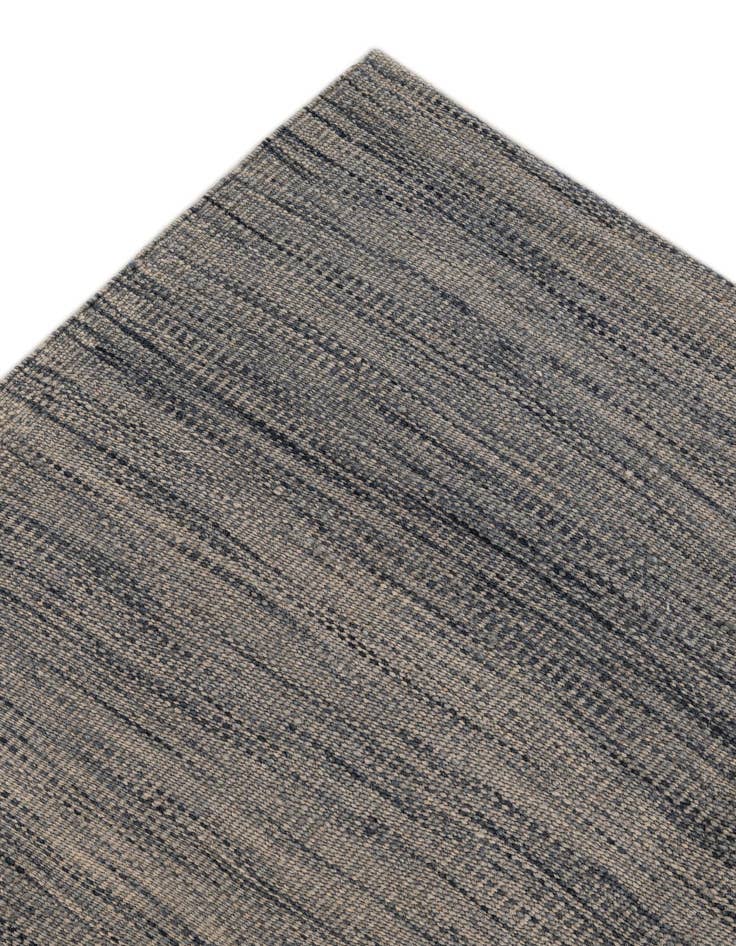 Detail image of  6' 5 x 10' 2  Hand Woven Kilim Modern Wool Rug