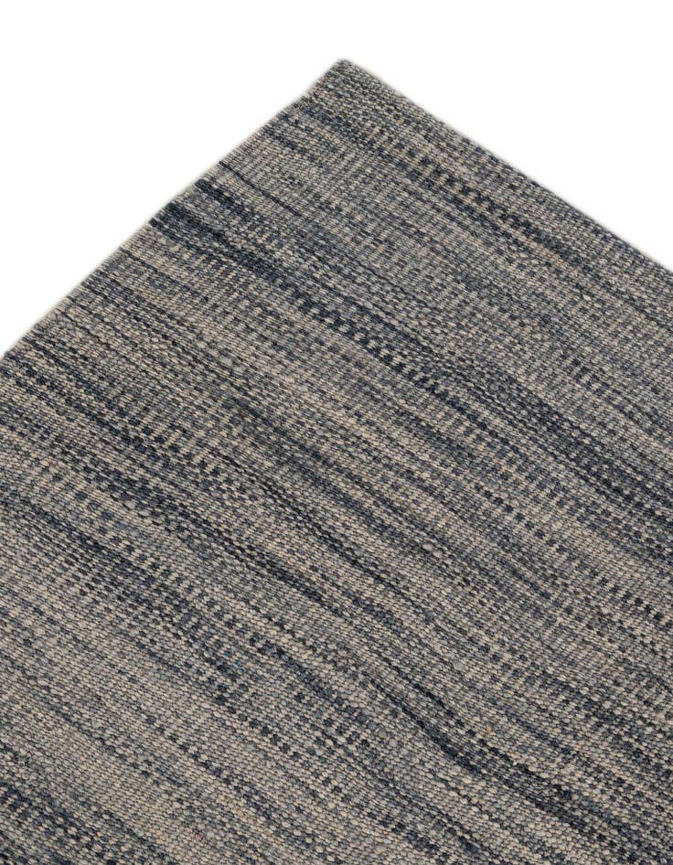 Detail image of  6' 11 x 9' 1  Hand Woven Kilim Modern Wool Rug