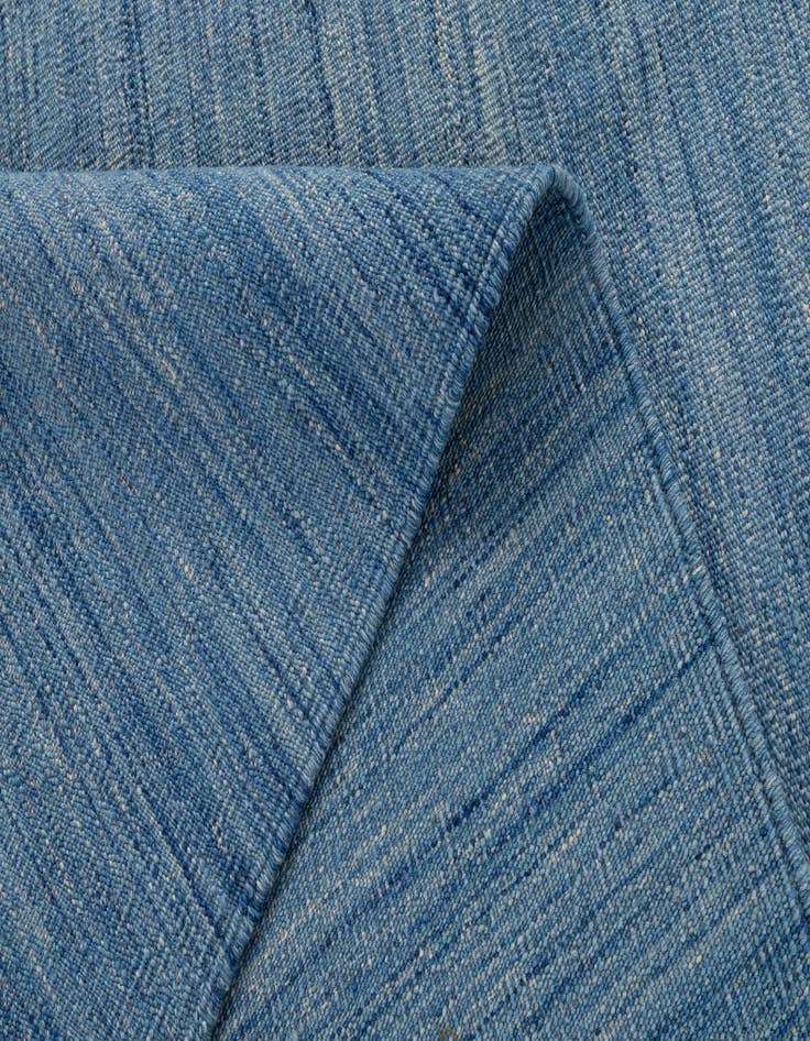 Detail image of  6' 11 x 9' 5  Hand Woven Kilim Modern Wool Rug