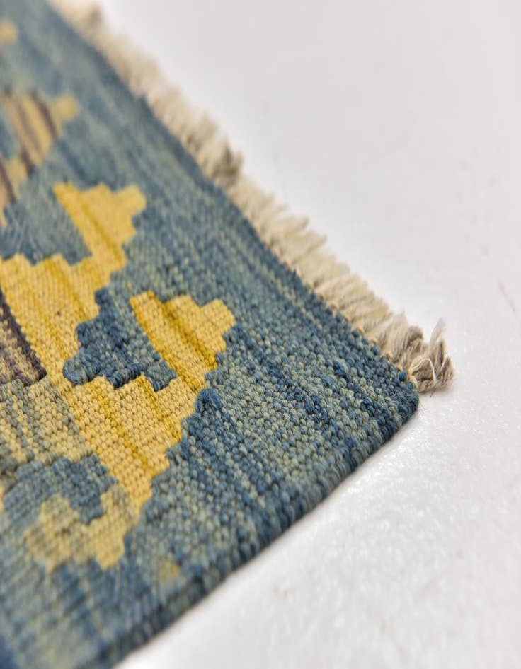 Detail image of  3' 4 x 4' 10  Hand Woven Kilim Modern Wool Rug