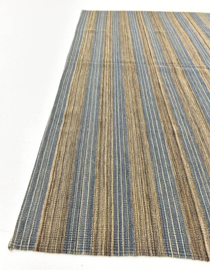 Detail image of  6' x 7' 8  Hand Woven Kilim Modern Wool Rug