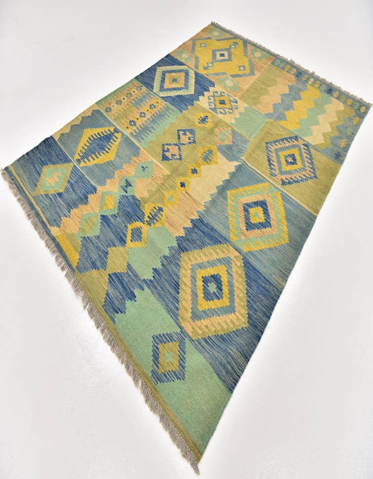 Detail image of  5' 9 x 8'  Hand Woven Kilim Modern Wool Rug