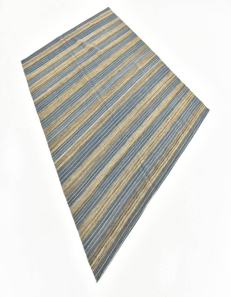 Detail image of  5' 10 x 7' 4  Hand Woven Kilim Modern Wool Rug