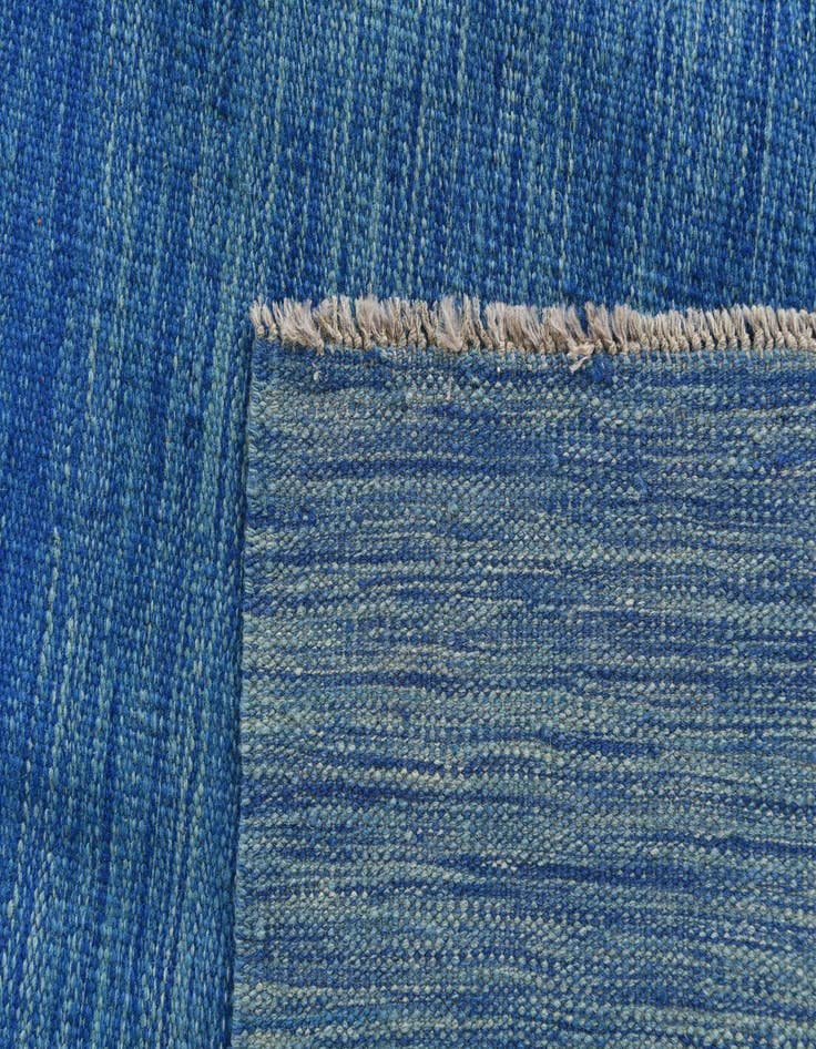 Detail image of  5' 2 x 6' 8  Hand Woven Kilim Modern Wool Rug