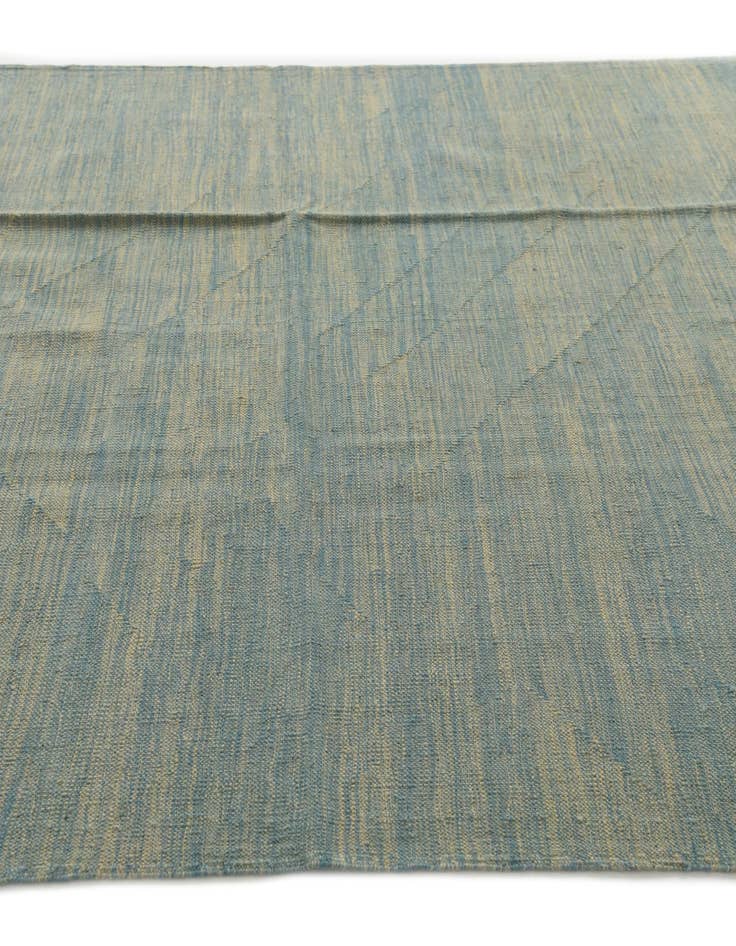 Detail image of  5' 4 x 8'  Hand Woven Kilim Modern Wool Rug