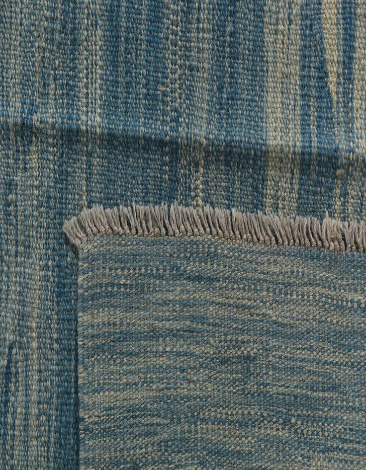 Detail image of  5' 10 x 8'  Hand Woven Kilim Modern Wool Rug
