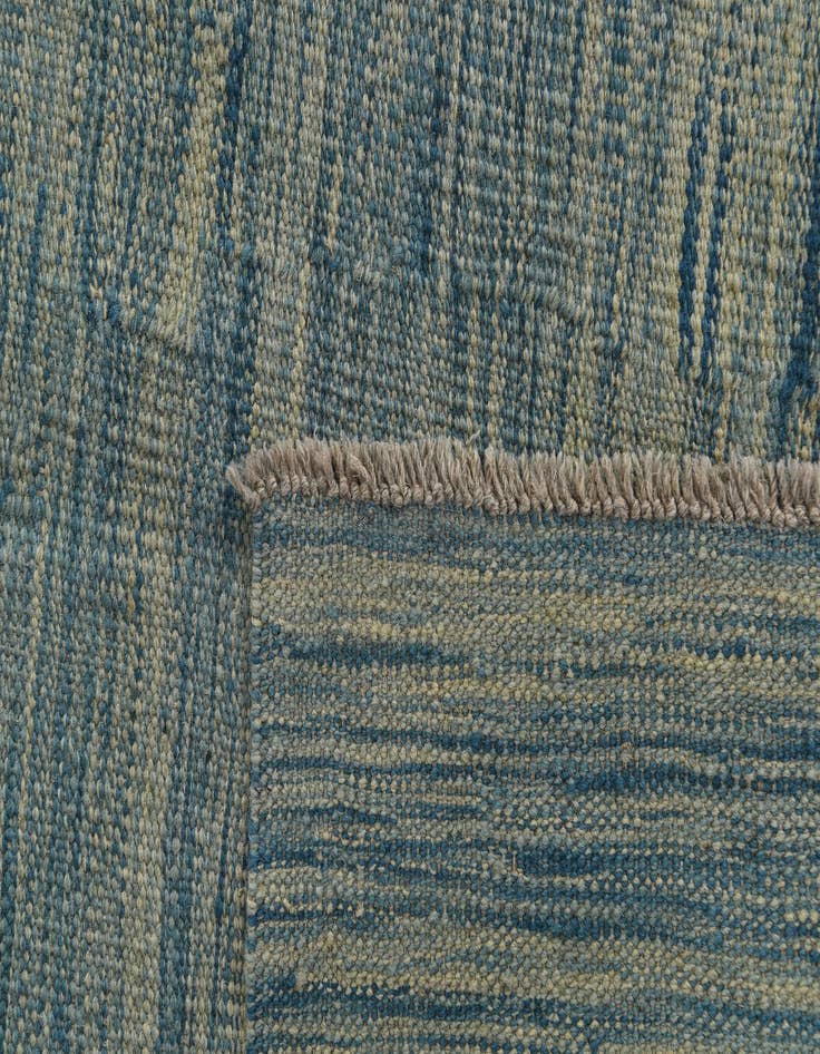 Detail image of  5' x 6' 6  Hand Woven Kilim Modern Wool Rug