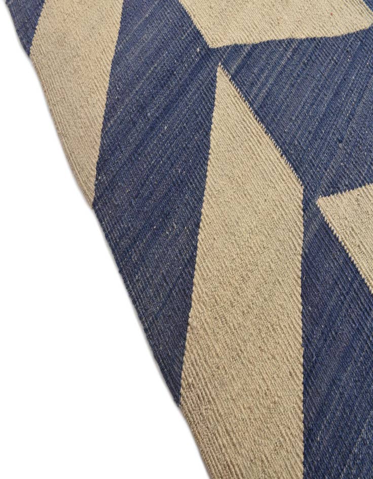 Detail image of  10' 7 x 12' 8  Hand Woven Kilim Modern Wool Rug