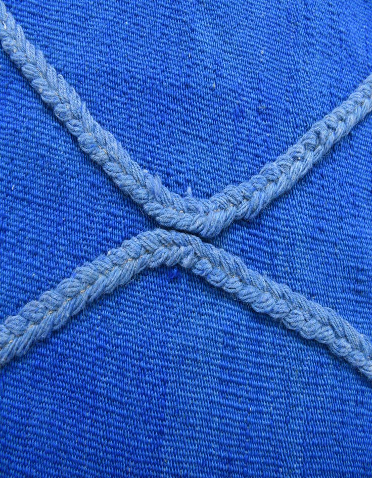 Detail image of  4' 1 x 6' 1  Hand Woven Kilim Modern Wool Rug