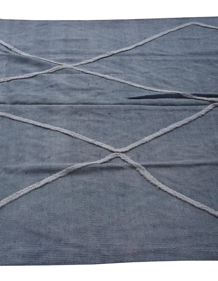 Detail image of  4' 8 x 6' 8  Hand Woven Kilim Modern Wool Rug