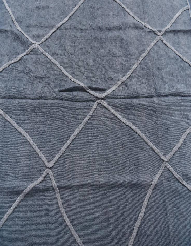 Detail image of  4' 8 x 6' 8  Hand Woven Kilim Modern Wool Rug