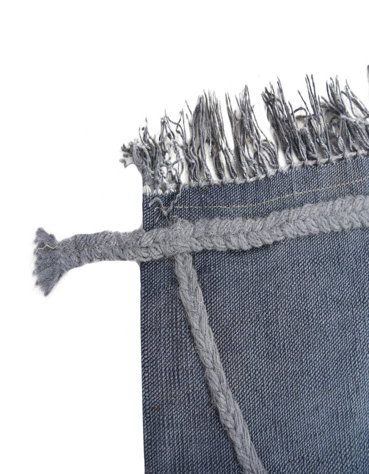 Detail image of  4' 8 x 6' 8  Hand Woven Kilim Modern Wool Rug