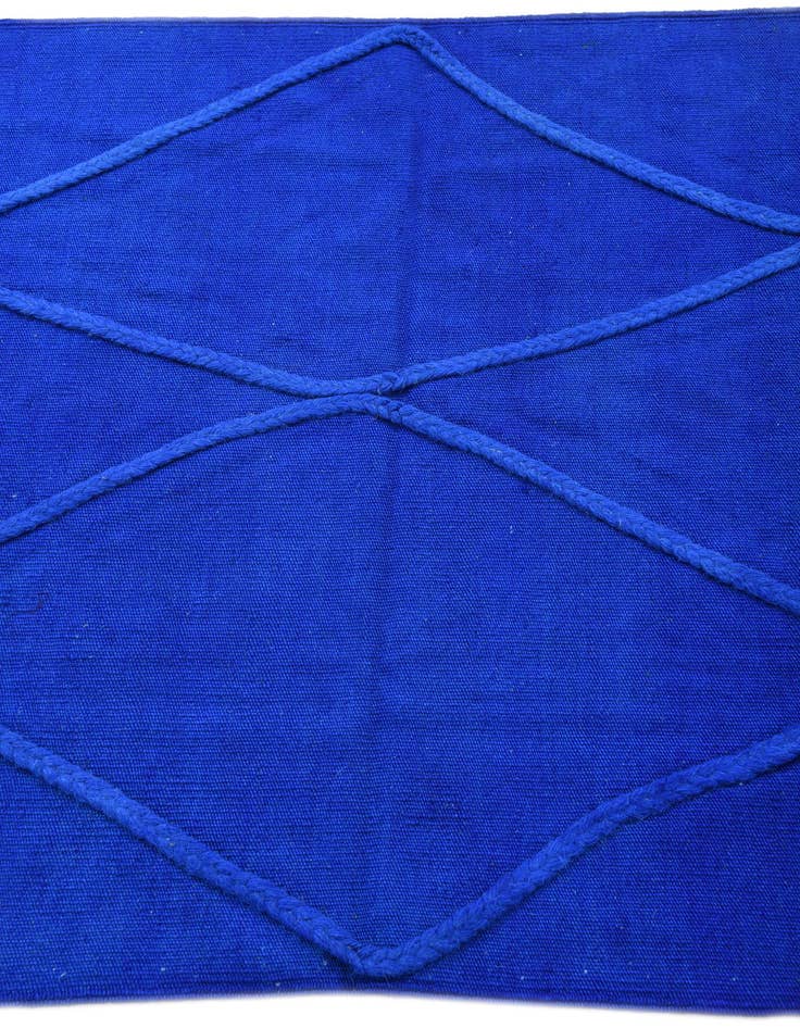 Detail image of  3' 4 x 5'  Hand Woven Kilim Modern Wool Rug