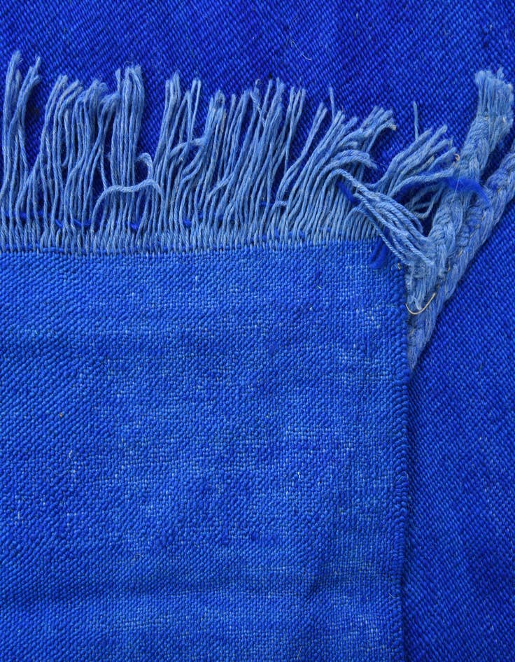 Detail image of  3' 4 x 5'  Hand Woven Kilim Modern Wool Rug