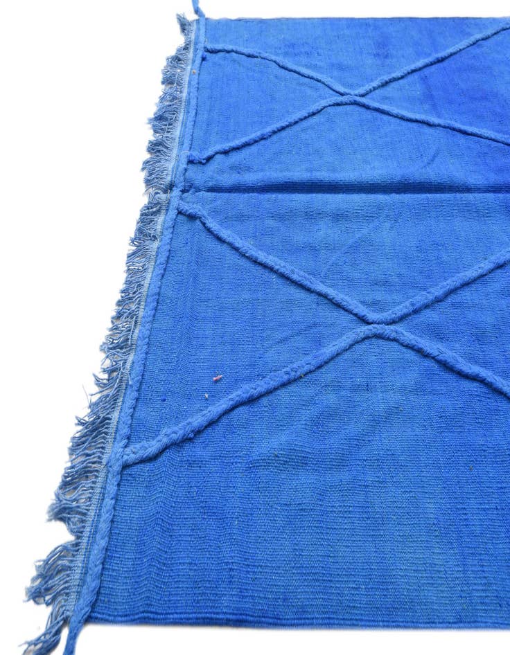 Detail image of  4' 1 x 6' 2  Hand Woven Kilim Modern Wool Rug