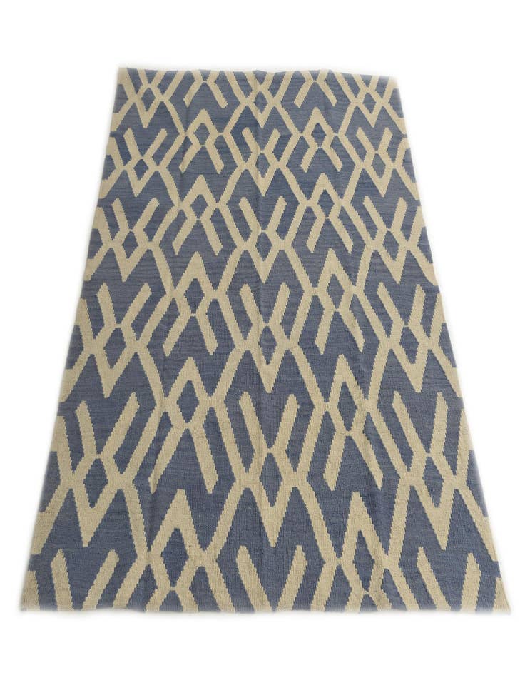 Detail image of  4' 9 x 5' 6  Hand Woven Kilim Modern Wool Rug